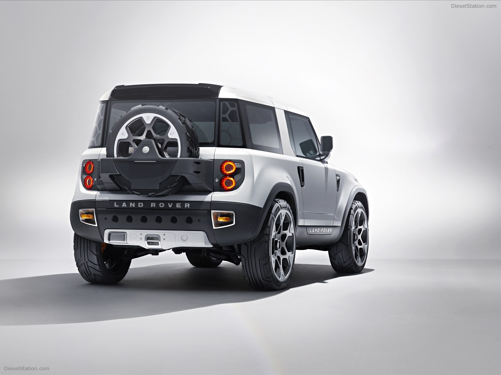 Land Rover DC100 Concept 2011